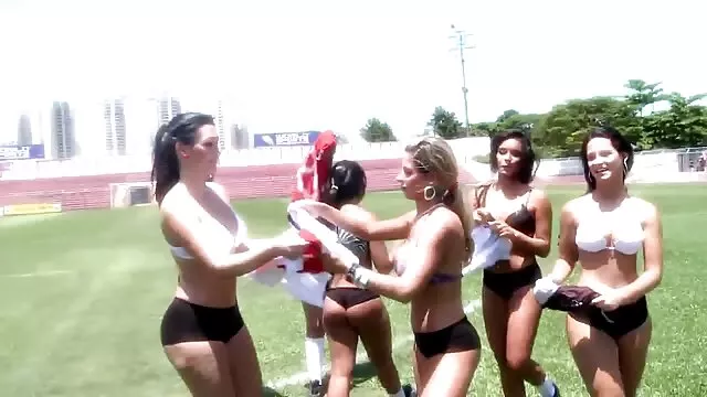 Fiesta apasionada videos pornos de señoras mexicanas trajo sexo grupal juvenil