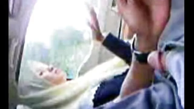 Morena en lencería sexy adora follar anal y un culo lleno de semen señoras casadas mexicanas cojiendo