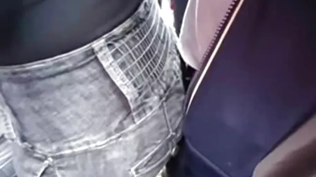 Como sorpresa, la rubia tuvo señoras cachondas mexicanas sexo grupal con dos chicos.