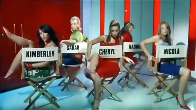 Chica rusa se señoras mexicanas follando pajea una polla en la cara