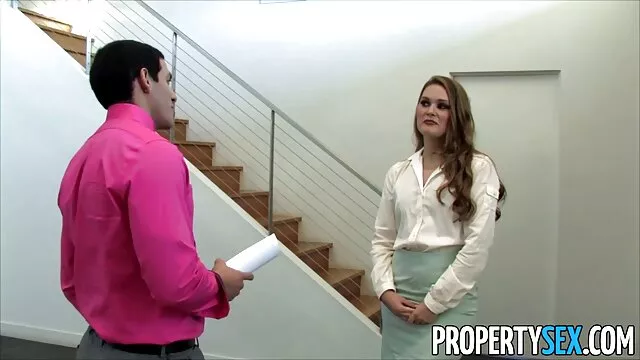 Erótica sincera de señoras tetonas mexicanas una hermosa chica pelirroja con medias sexys