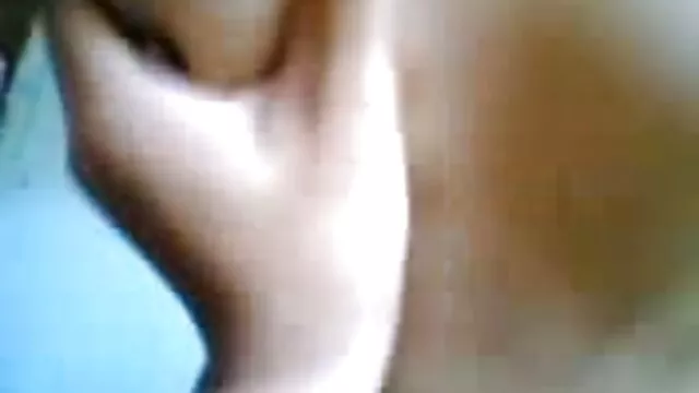 Chico calvo arrancó videos pornos de señoras mexicanas a una chica tetona